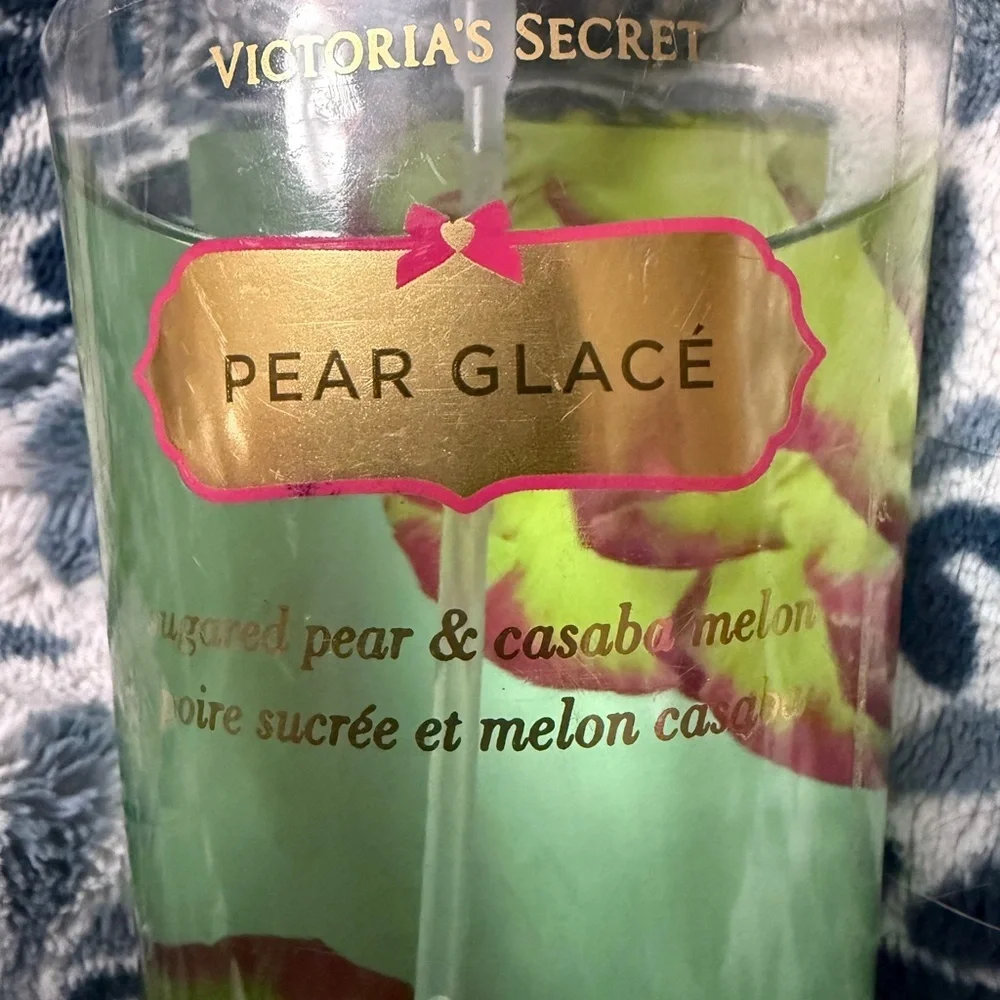 Victoria's Secret Pear Glacé Fragrance Mist - Green & Gold discontinued